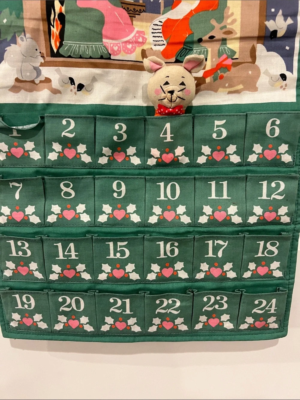 Vintage Avon 1987 Countdown to Christmas fabric advent calendar original mouse!